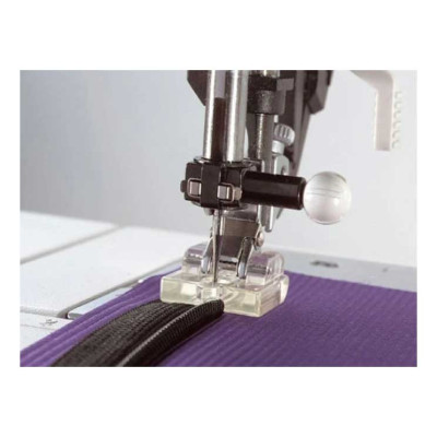 Prensatelas Pfaff cremalleras invisibles – Singer C240 cód. 820474096