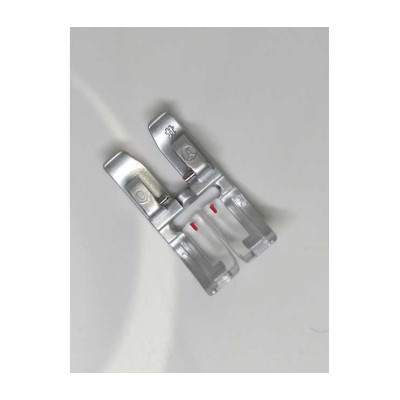 Pfaff standard foot with IDT system code 820773096 Pfaff standard foot with IDT system code 820773096