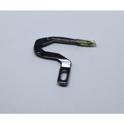 Crochet inférieur gauche Singer Pfaff Husqvarna réf. 416325601