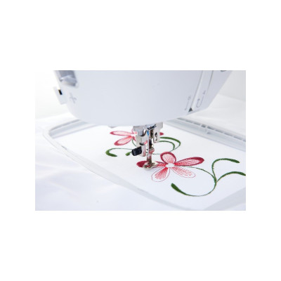 Singer SE9155 – computerized sewing & embroidery machine with touchscreen and 250 stitches